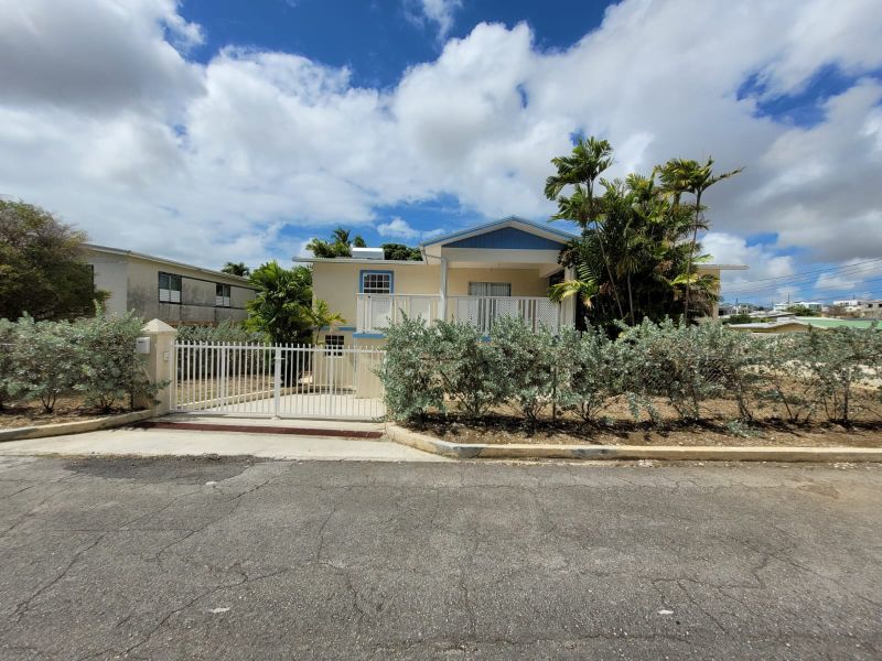 5 Bed House/Villa For Sale in Regency Park Barbados